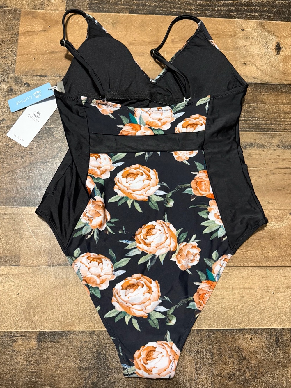 Cupshe Happy Time Print One-piece Swimsuit - Picture 3 of 4